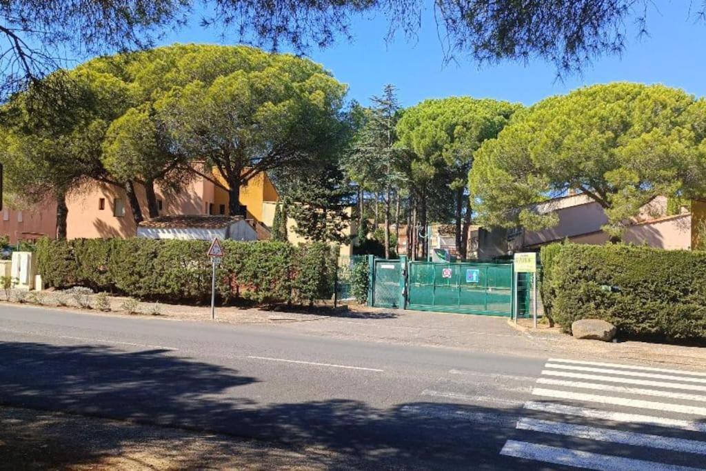 Studio Au Cap D'Agde Dans Les Pinedes Buitenkant foto